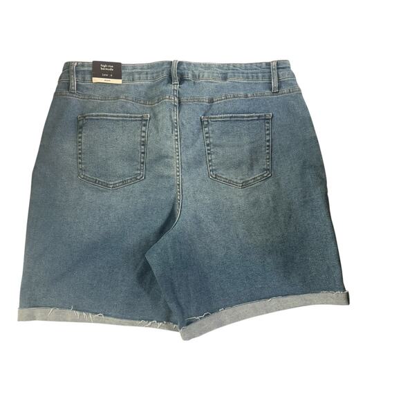 NWT Ava & Viv Women's 24W Denim Jean Shorts Bermuda 8” Stretch High Rise #5453 - Picture 13 of 15